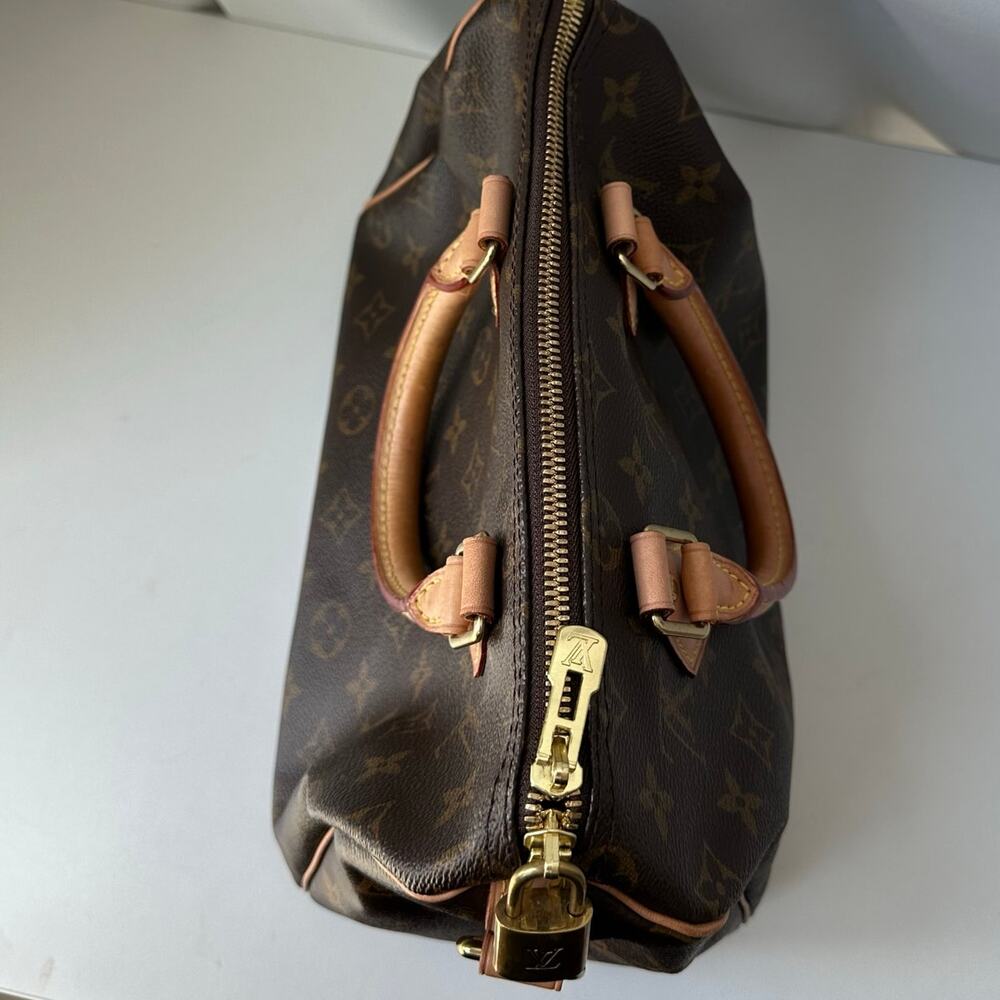 Louis Vuitton Brown Monogram Canvas Speedy with Natural Vachetta Trim - Picture 8 of 16